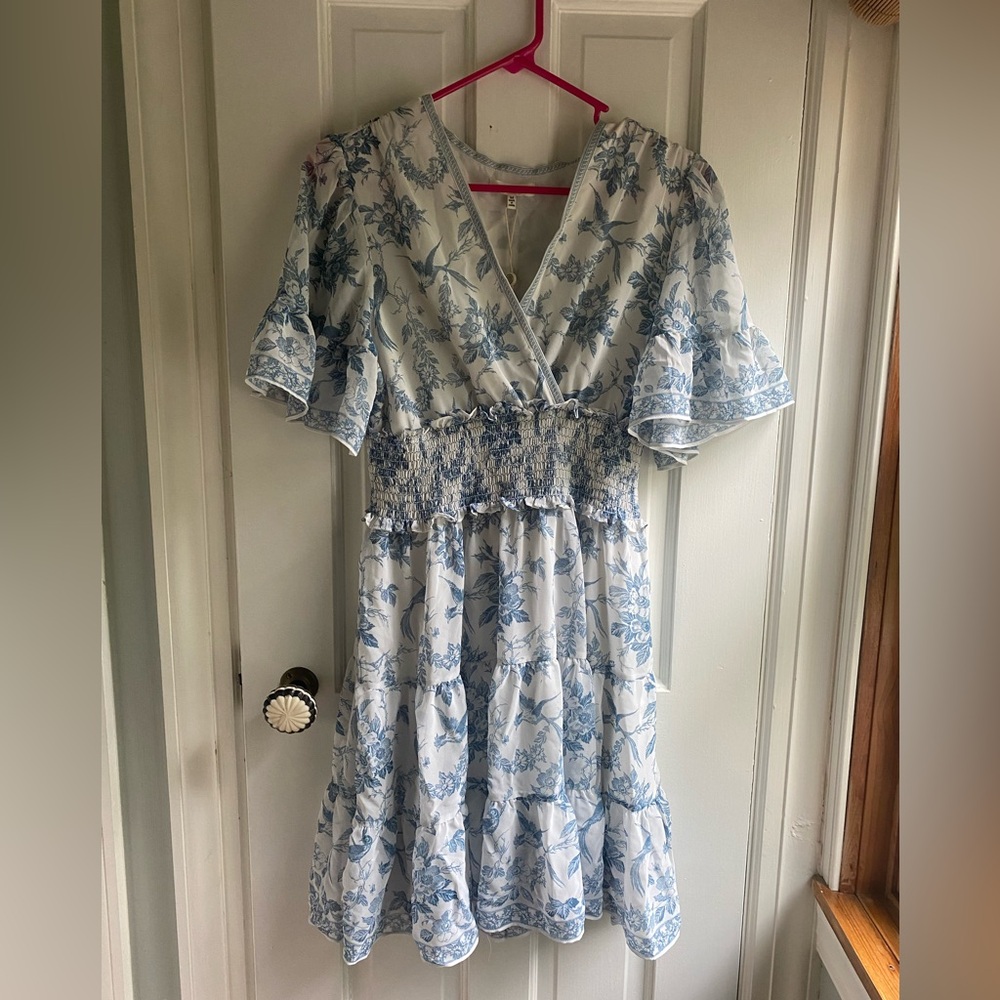 Max Studio blue floral ruffle-hemmed dress NWT